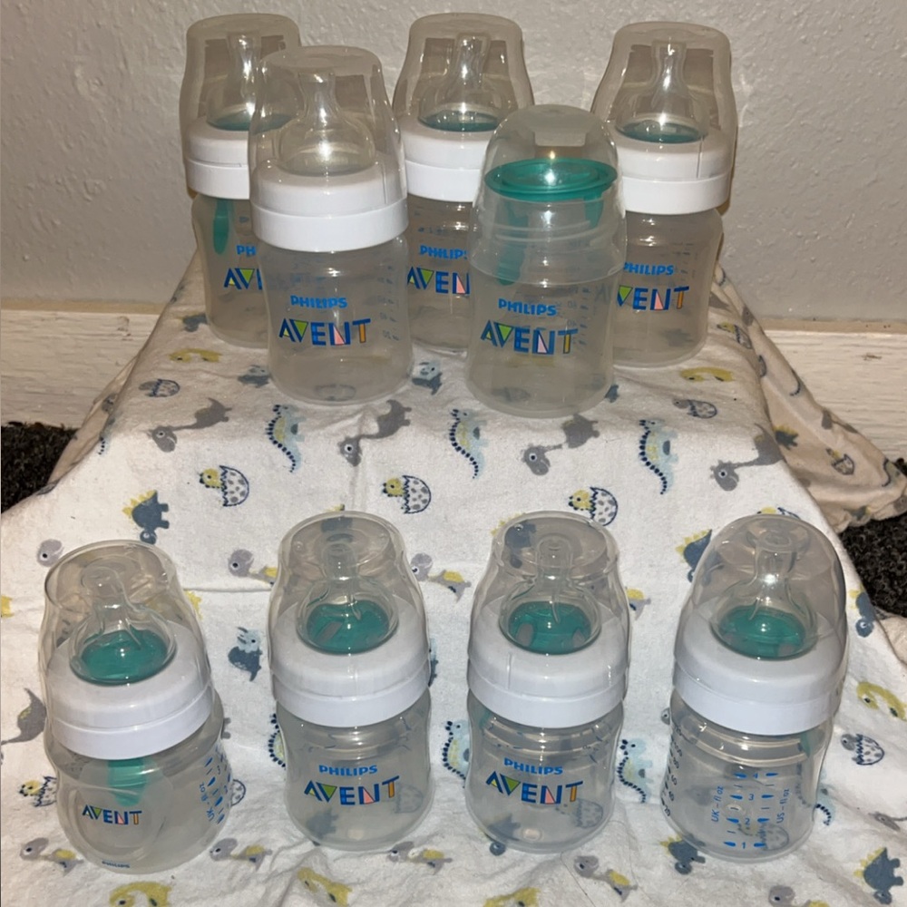 Philips Avent bottles pack of 8; 4 oz bottles
